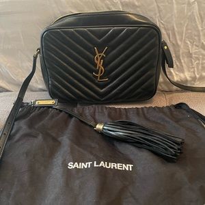 Yves Saint Laurent Lou Camera Bag